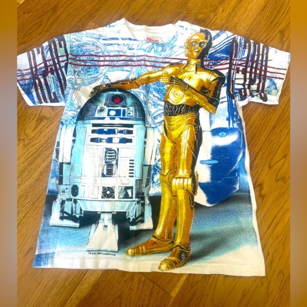 Vintage 90’s star wars R2-D2 and CP3O lucas films all over print shirt